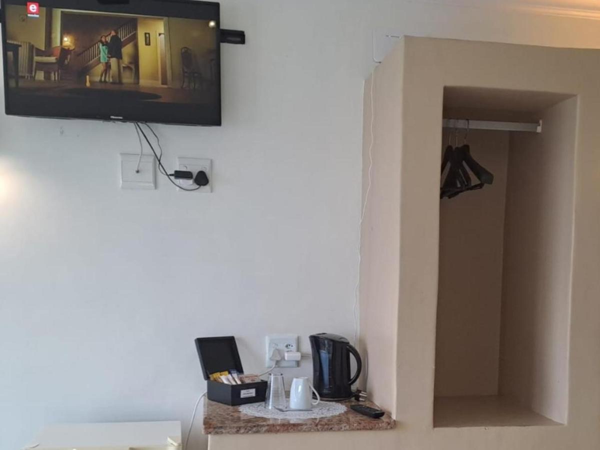 Green Door Guest House Mossel Bay Bilik gambar