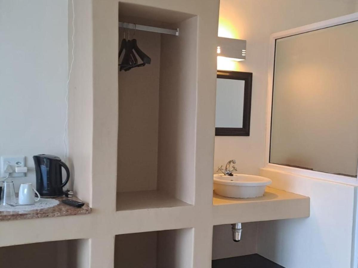 Green Door Guest House Mossel Bay Bilik gambar