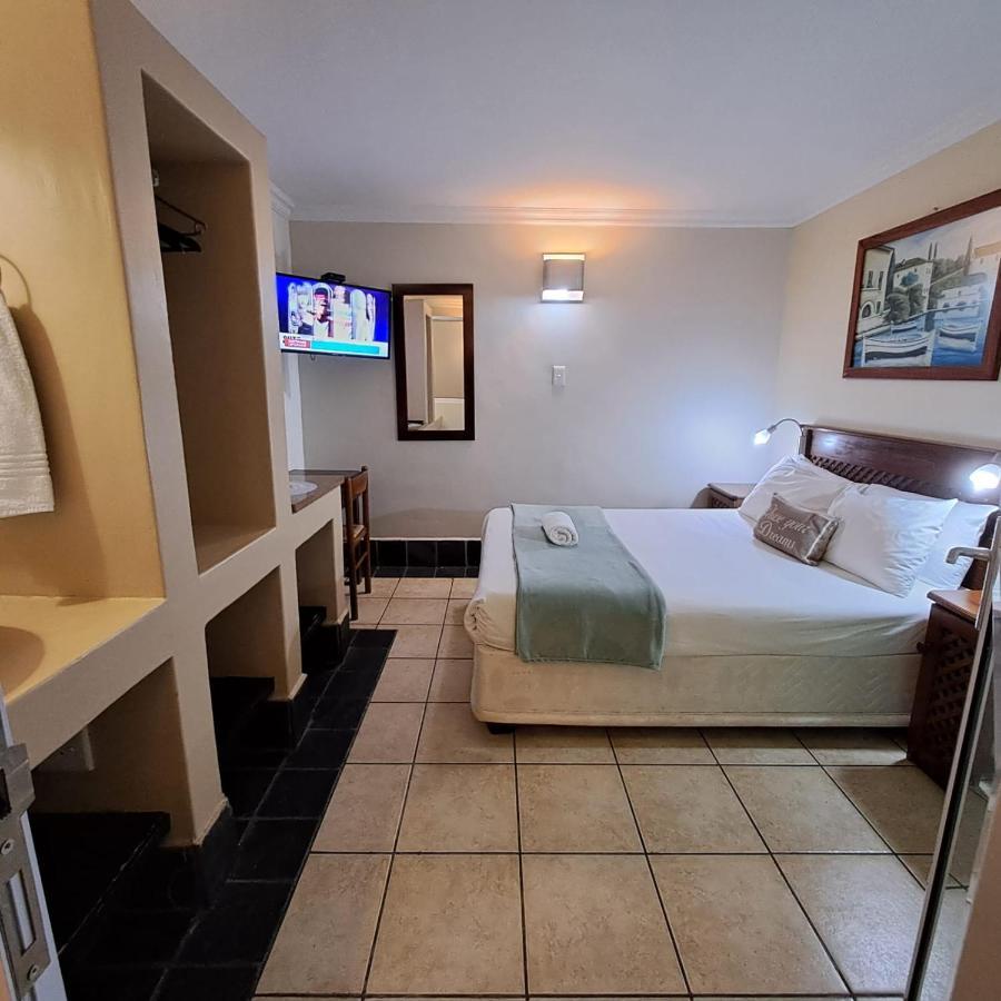Green Door Guest House Mossel Bay Luaran gambar