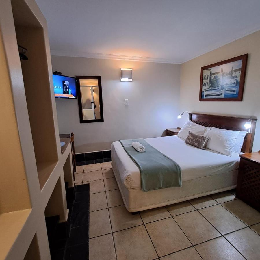 Green Door Guest House Mossel Bay Luaran gambar